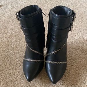 Black Ankle Length Boot